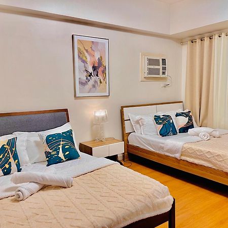 8 Adriatico Staycation Манила Экстерьер фото