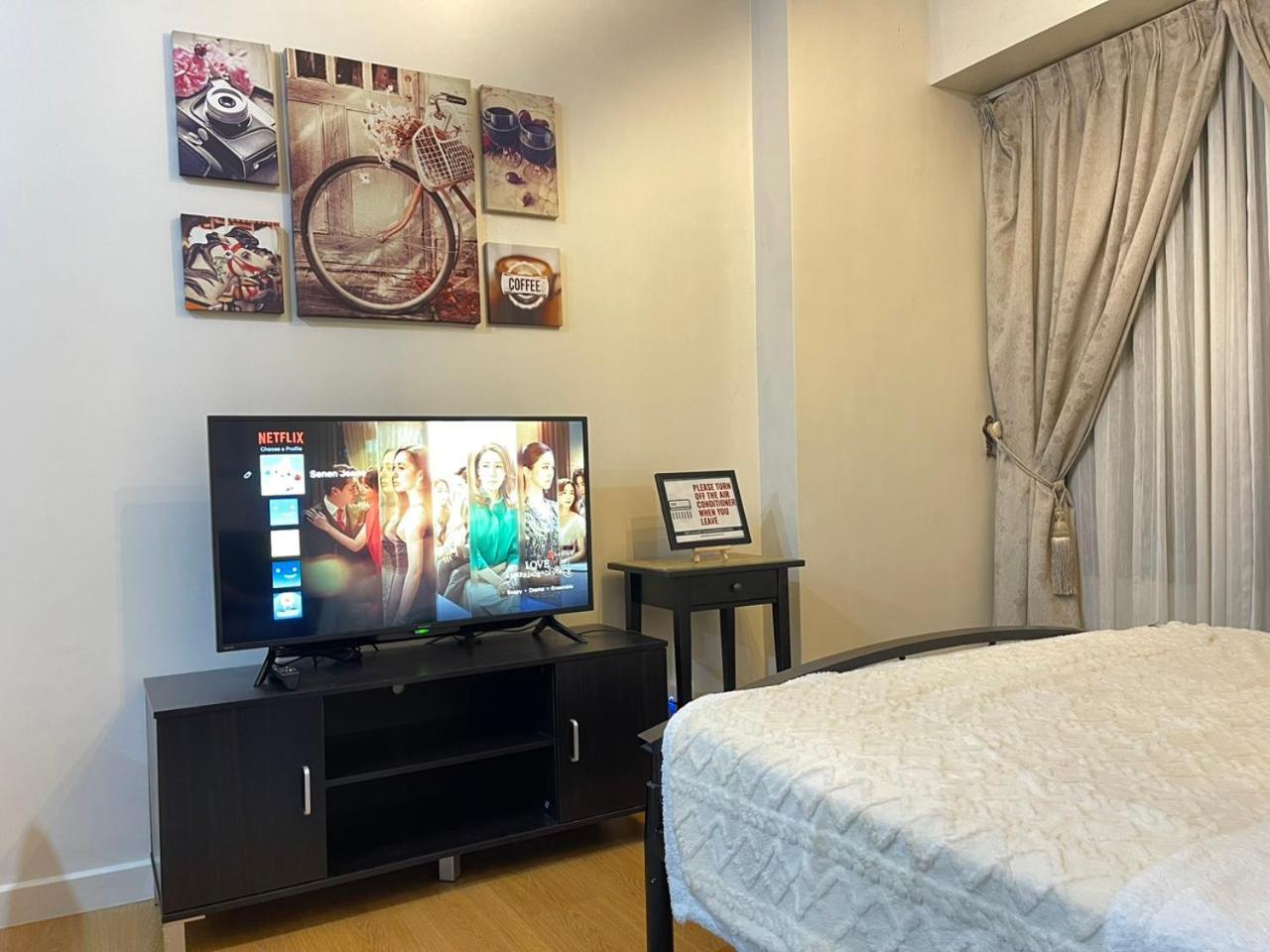 8 Adriatico Staycation Манила Номер фото
