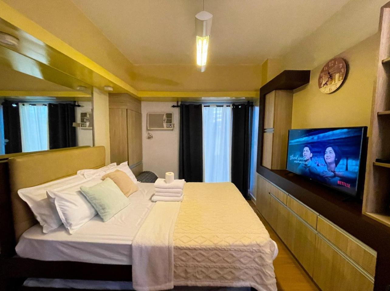 8 Adriatico Staycation Манила Номер фото