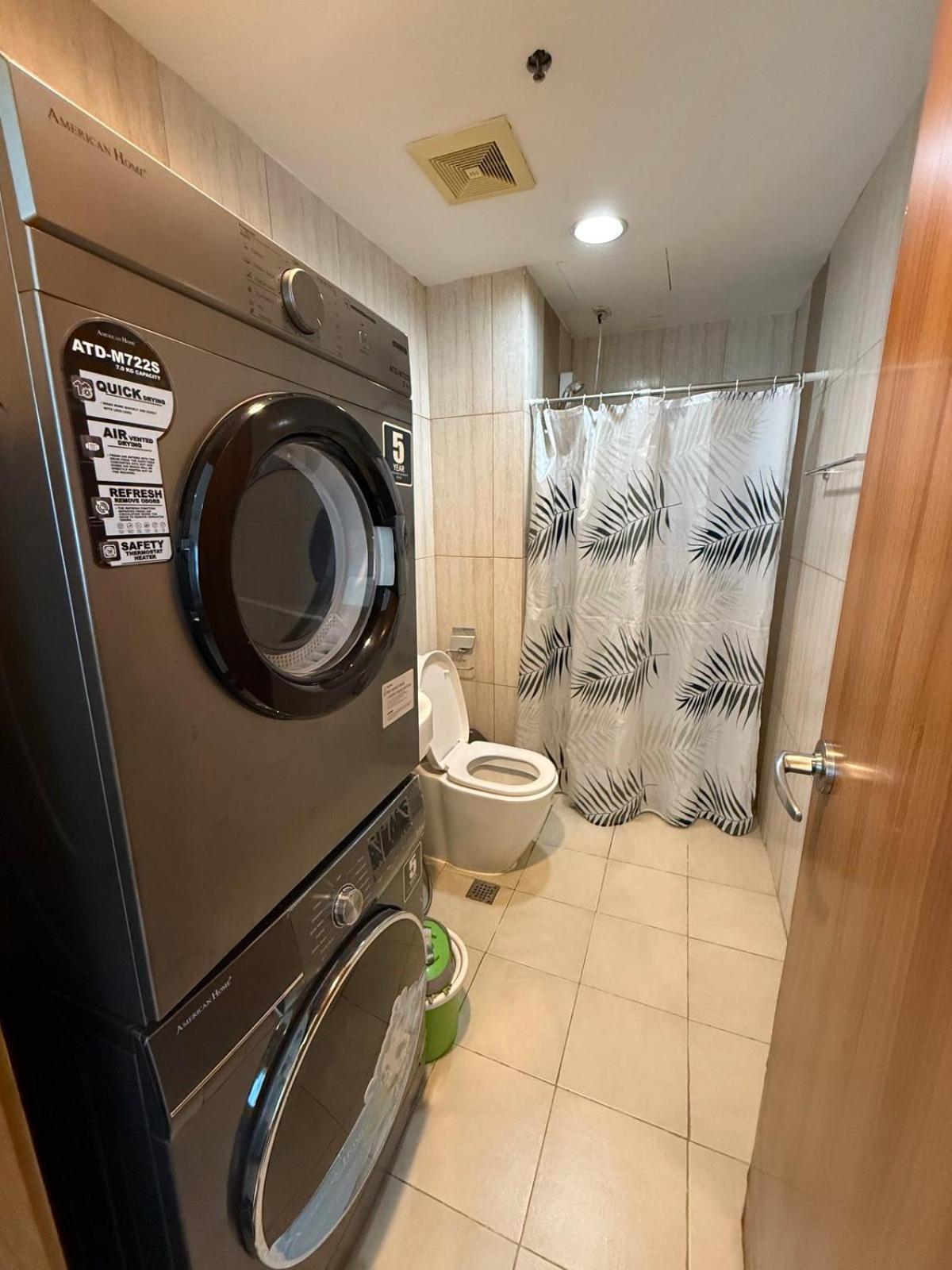 8 Adriatico Staycation Манила Номер фото